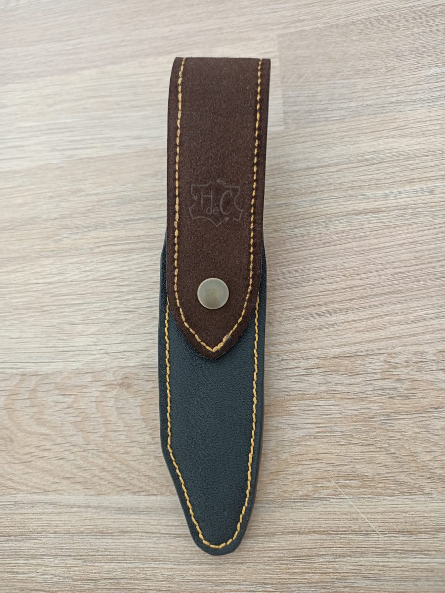 Étui à couteau, autre modèle